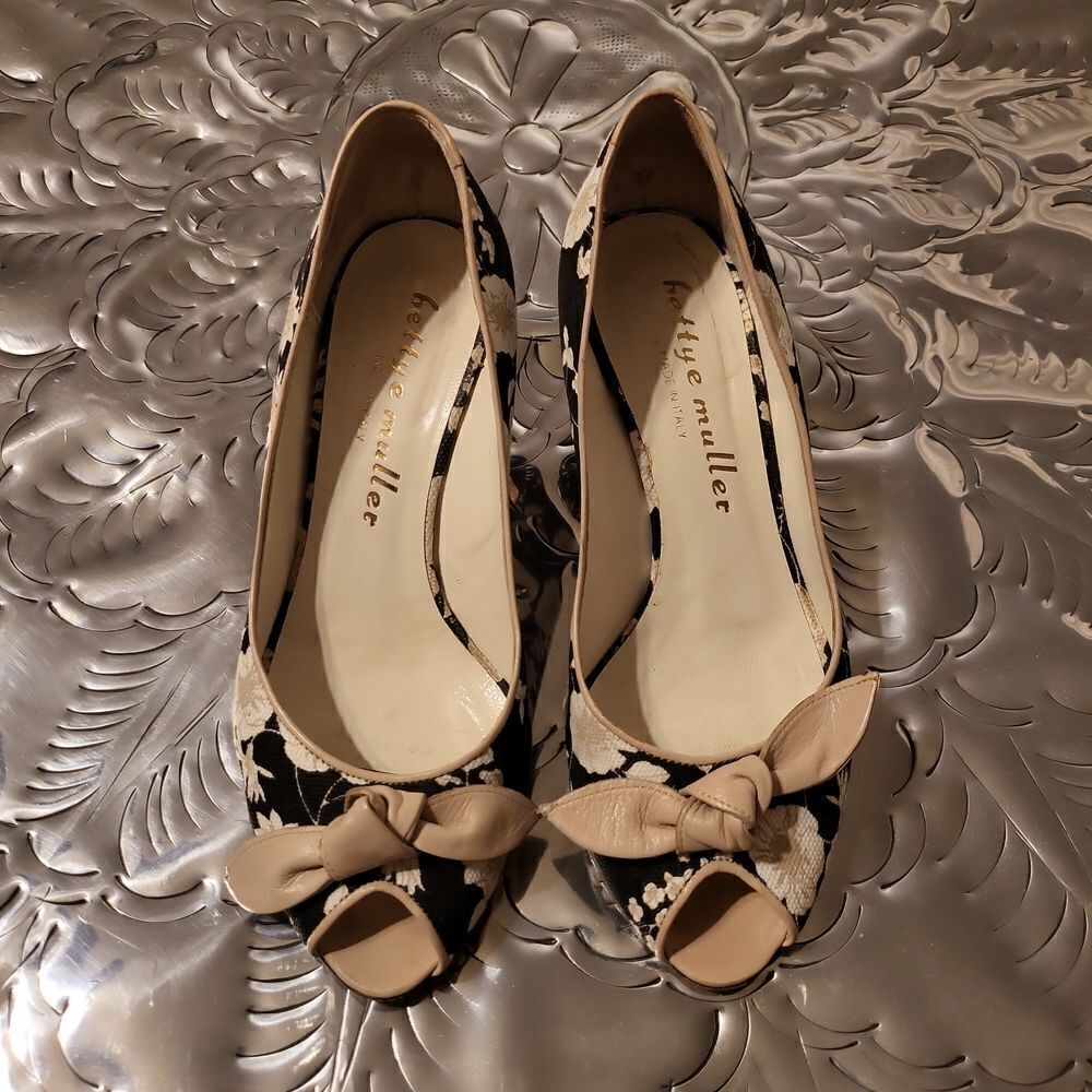 Heather muller made in Italy, very rare,sz. 7